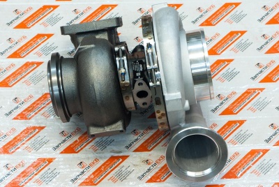 XT0110100126 Турбокомпрессор (турбина) EXHAUST TURBOCHARGER RIGHT SIDE MTU